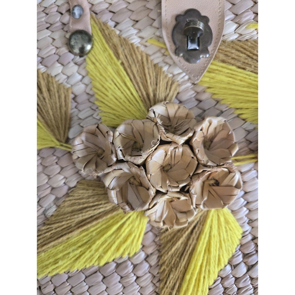 Vtg 1970s Woven Straw Leather Handbag 3D Flower Yarn Leaves MCM Boho Yellow Tan - Picture 2 of 13